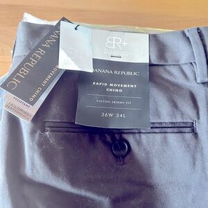 Banana Republic rapid movement chino